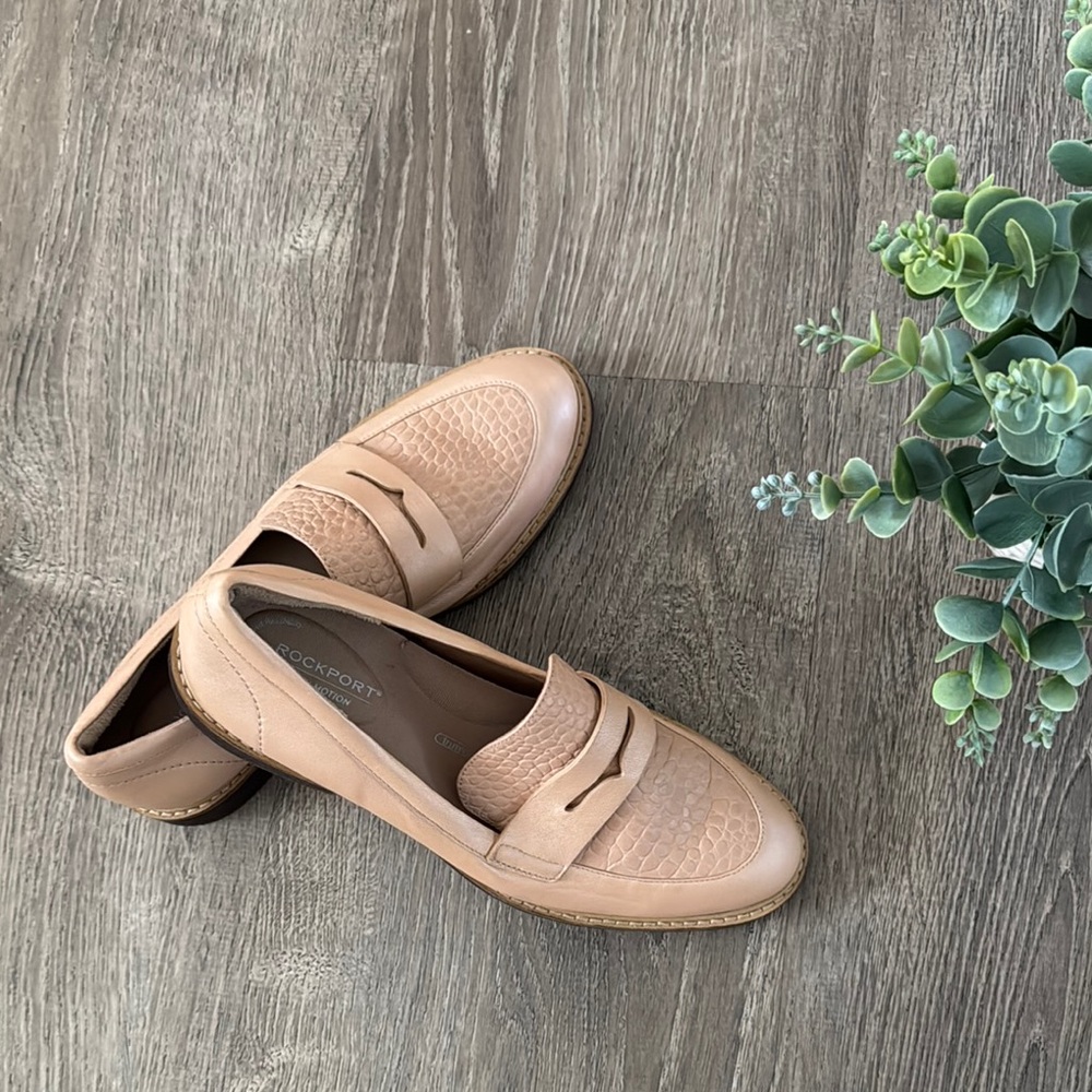 Rockport Women's Tan Loafers